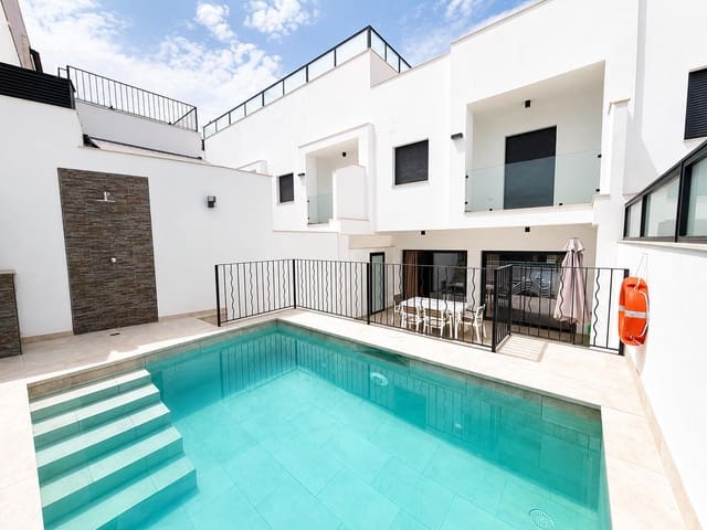 3 quarto Moradia em Banda para arrendar em Avda Pescia - Ctra de Frigiliana, Nerja com piscina - 2 250 € (Ref: 9972267)