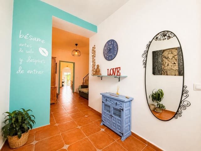3 soveværelse Byhus til leje i Frigiliana - € 1.350 (Ref: 9973853)