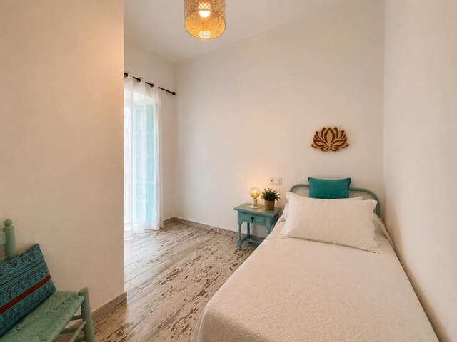 3 soveværelse Byhus til leje i Frigiliana - € 1.350 (Ref: 9973853)