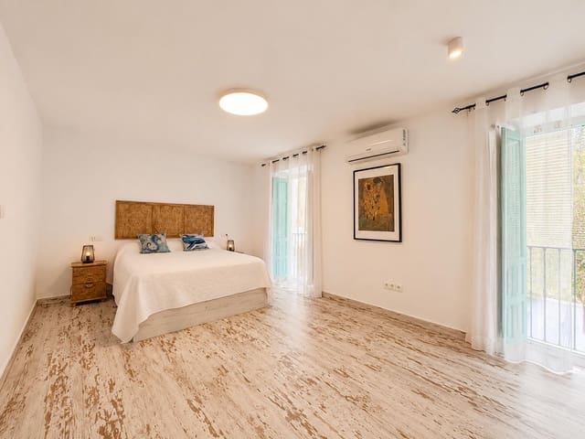3 soveværelse Byhus til leje i Frigiliana - € 1.350 (Ref: 9973853)