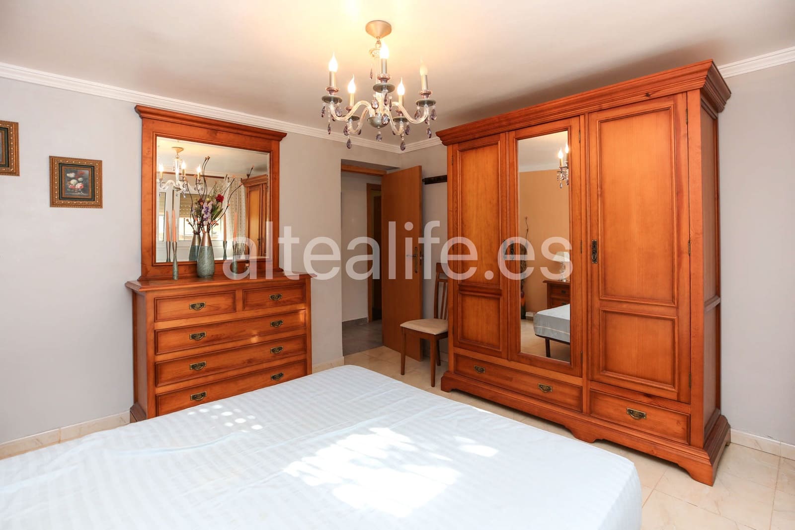 3 soveværelse Villa til salg i La Nucia med garage - € 425.000 (Ref: 10004319)