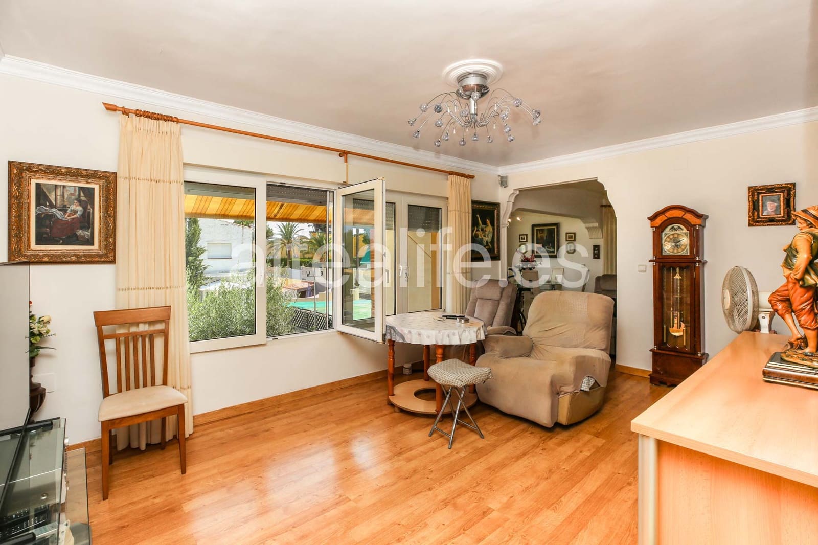 3 soveværelse Villa til salg i La Nucia med garage - € 425.000 (Ref: 10004319)