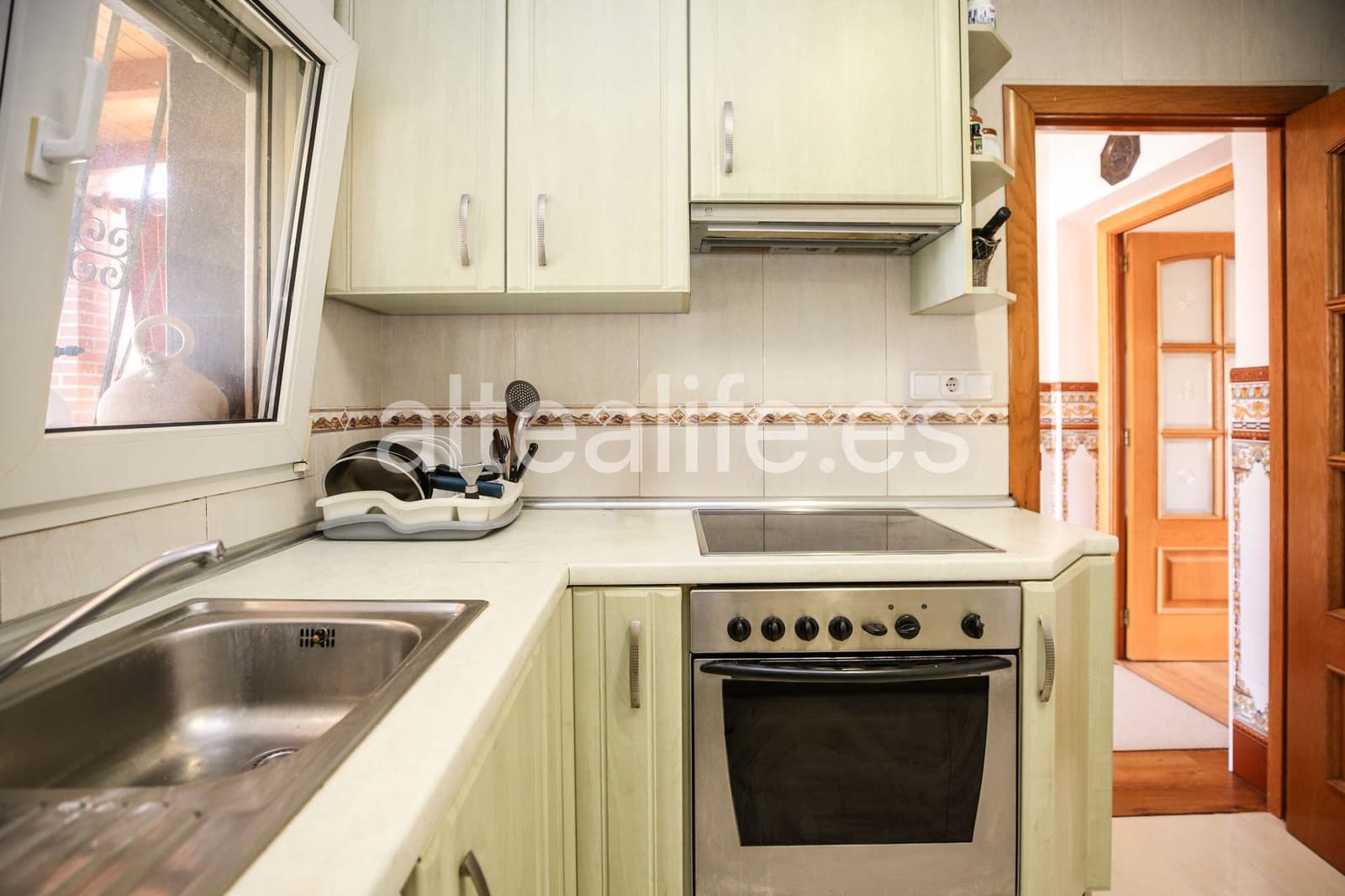 3 soveværelse Villa til salg i La Nucia med garage - € 425.000 (Ref: 10004319)