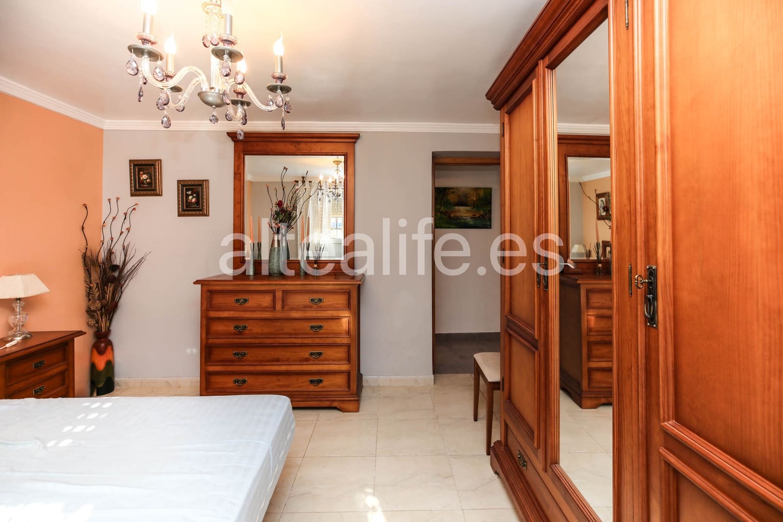 3 soveværelse Villa til salg i La Nucia med garage - € 425.000 (Ref: 10004319)
