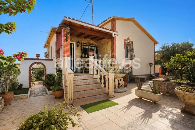 3 soveværelse Villa til salg i Barranco Hondo, La Nucia med garage - € 425.000 (Ref: 10004319)