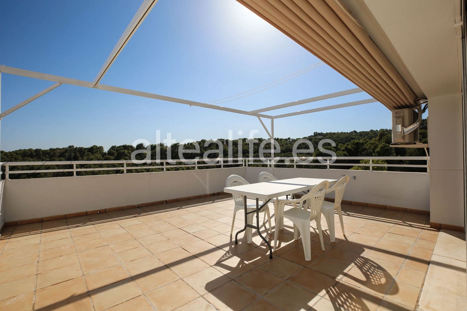 2 slaapkamer Appartement te huur in Altea met zwembad garage - € 1.300 (Ref: 10024881)
