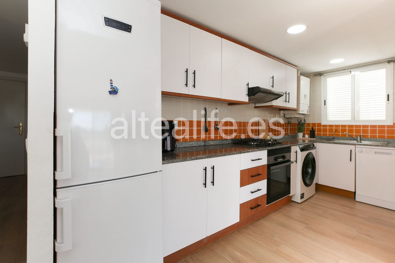 2 slaapkamer Appartement te huur in Altea met zwembad garage - € 1.300 (Ref: 10024881)