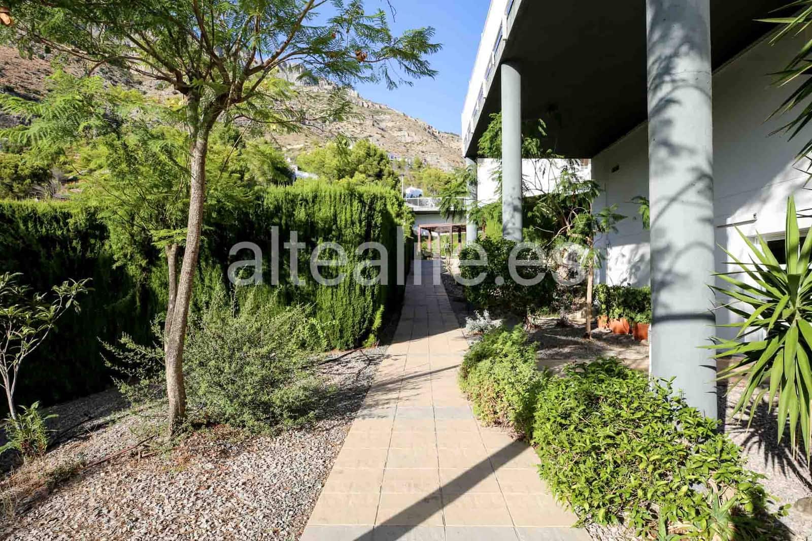 2 slaapkamer Appartement te huur in Altea met zwembad garage - € 1.300 (Ref: 10024881)