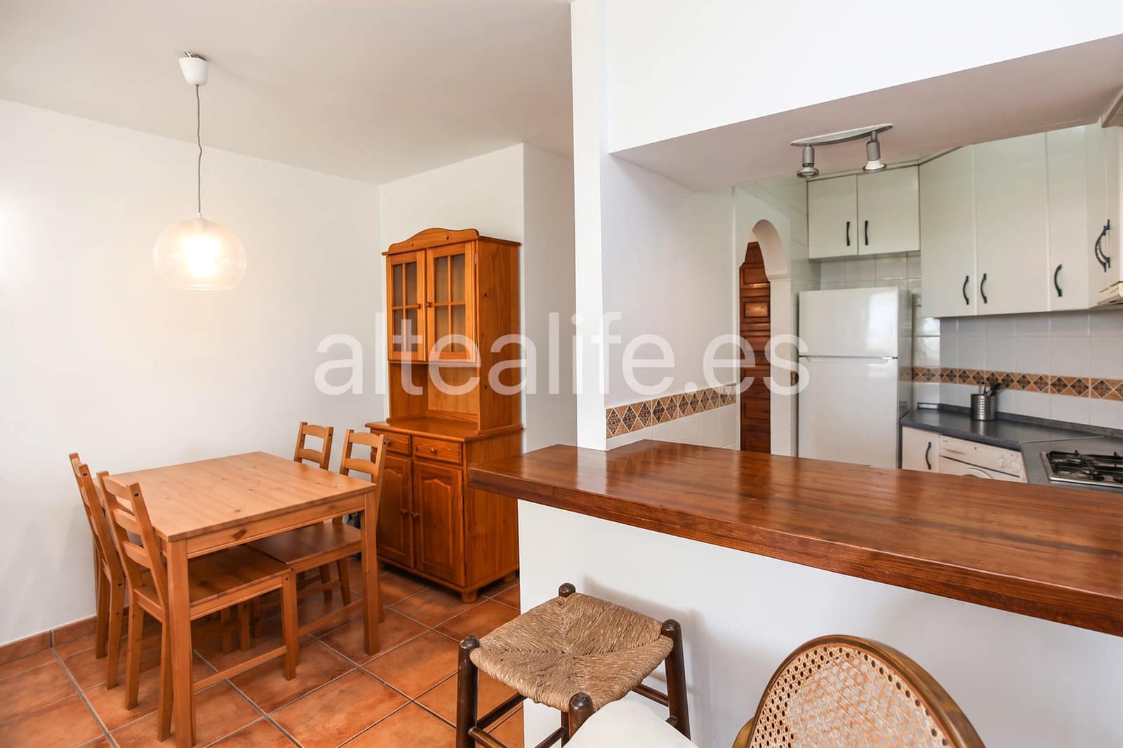 1 bedroom Apartment for rent in Altea with pool garage - € 1,200 (Ref: 10032457)