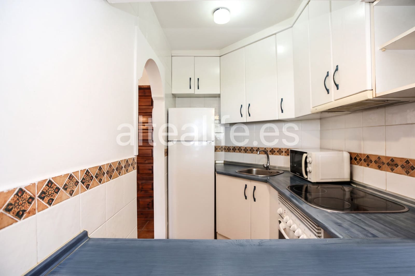 1 bedroom Apartment for rent in Altea with pool garage - € 1,200 (Ref: 10032457)