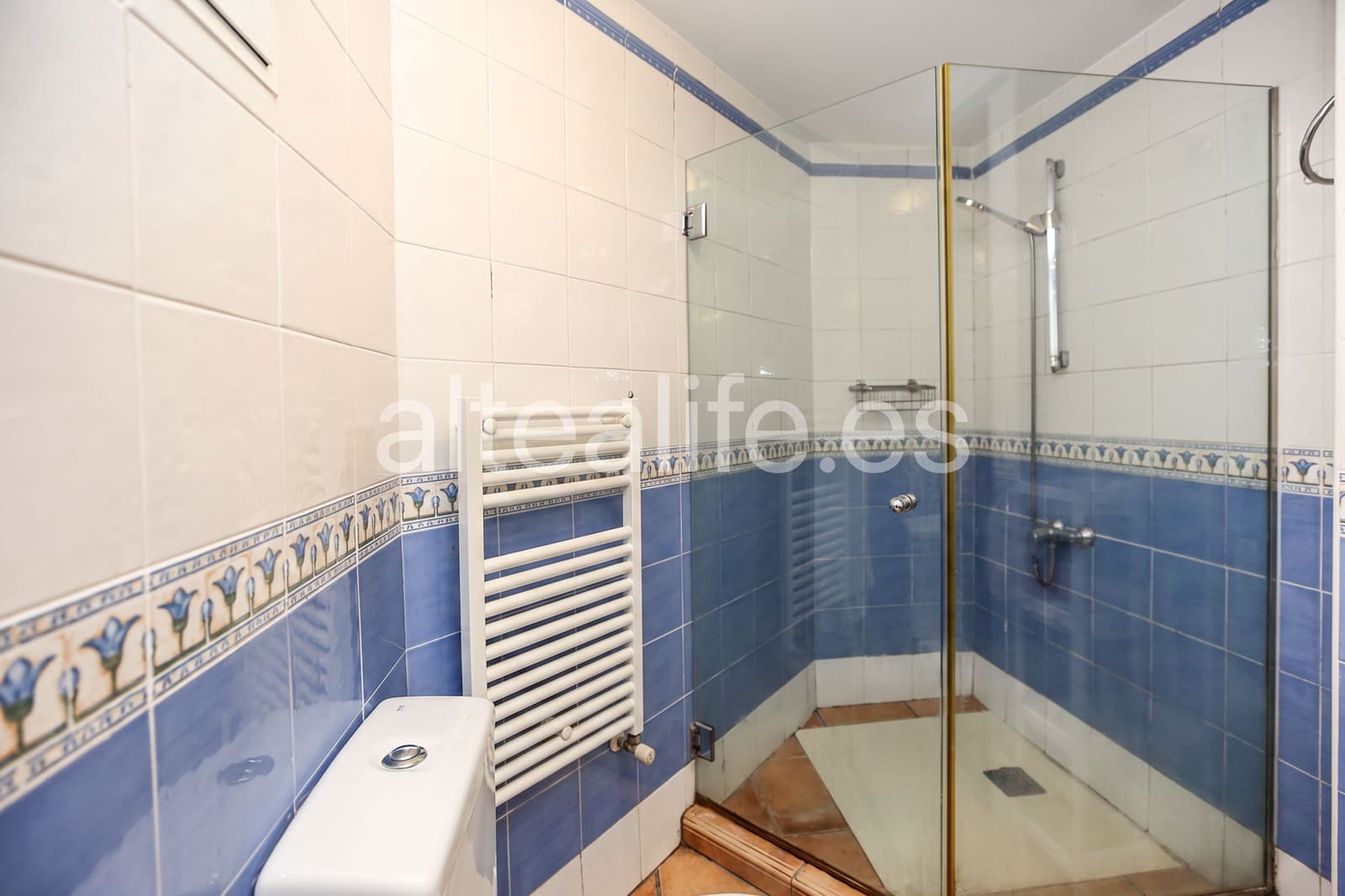 1 bedroom Apartment for rent in Altea with pool garage - € 1,200 (Ref: 10032457)