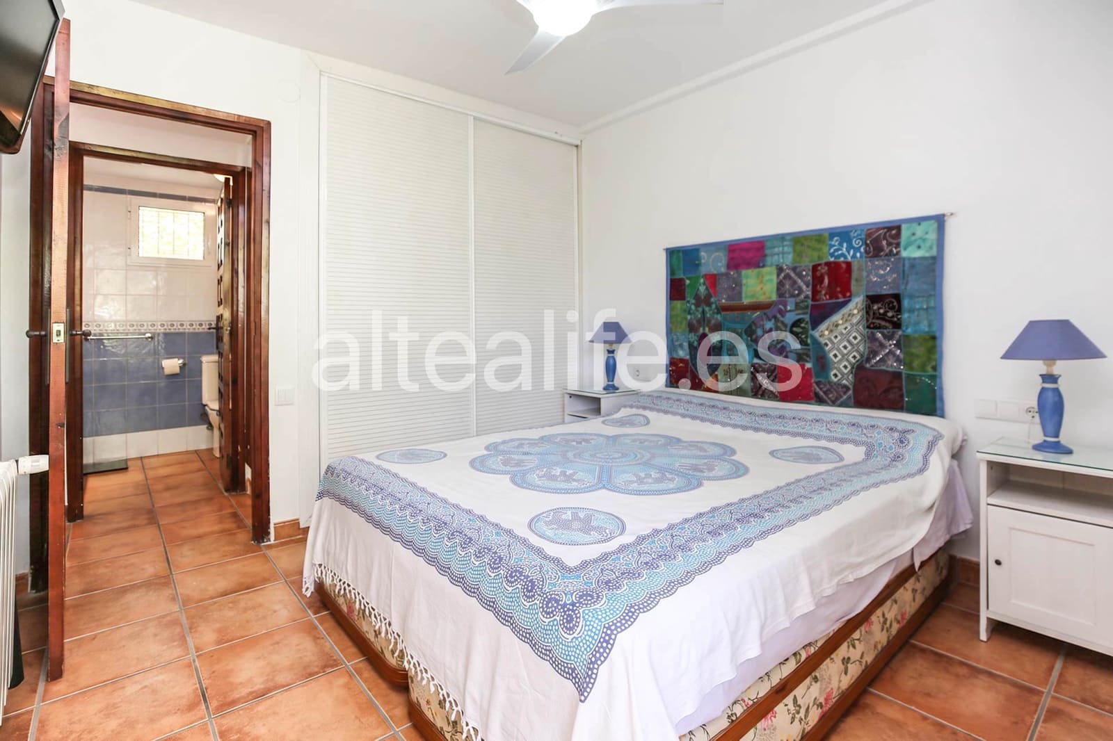 1 bedroom Apartment for rent in Altea with pool garage - € 1,200 (Ref: 10032457)