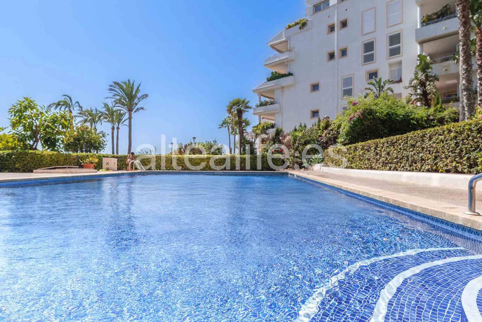 1 bedroom Apartment for rent in Altea with pool garage - € 1,200 (Ref: 10032457)