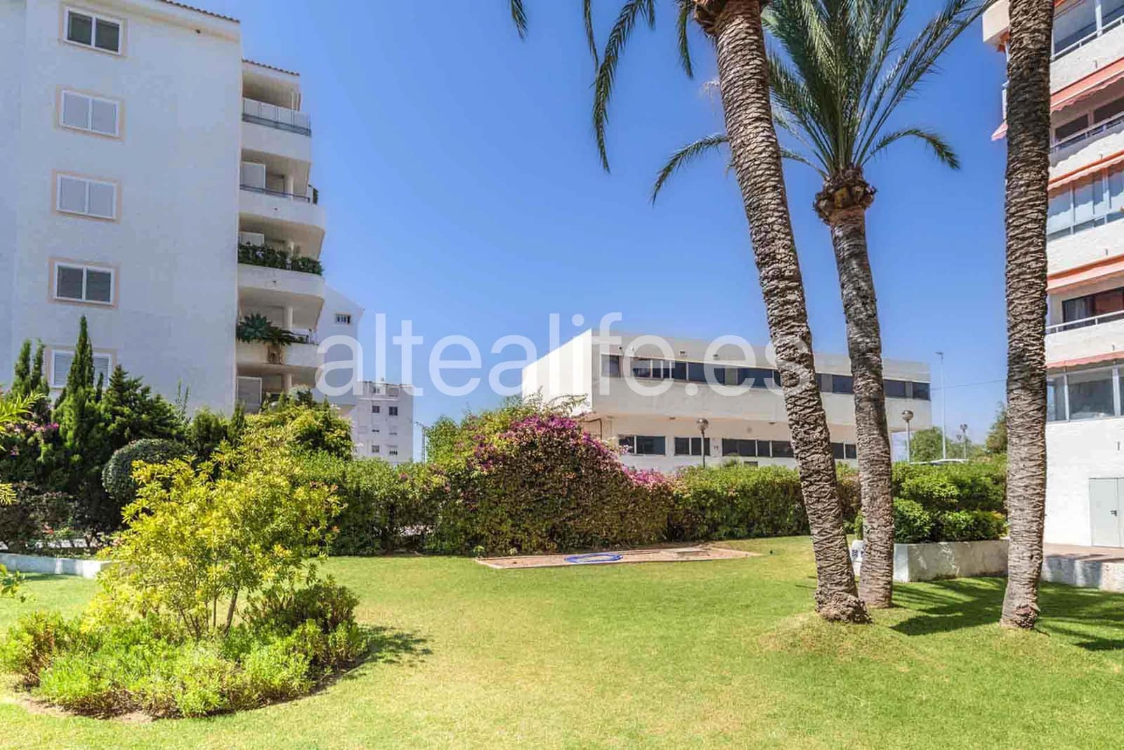 1 bedroom Apartment for rent in Altea with pool garage - € 1,200 (Ref: 10032457)