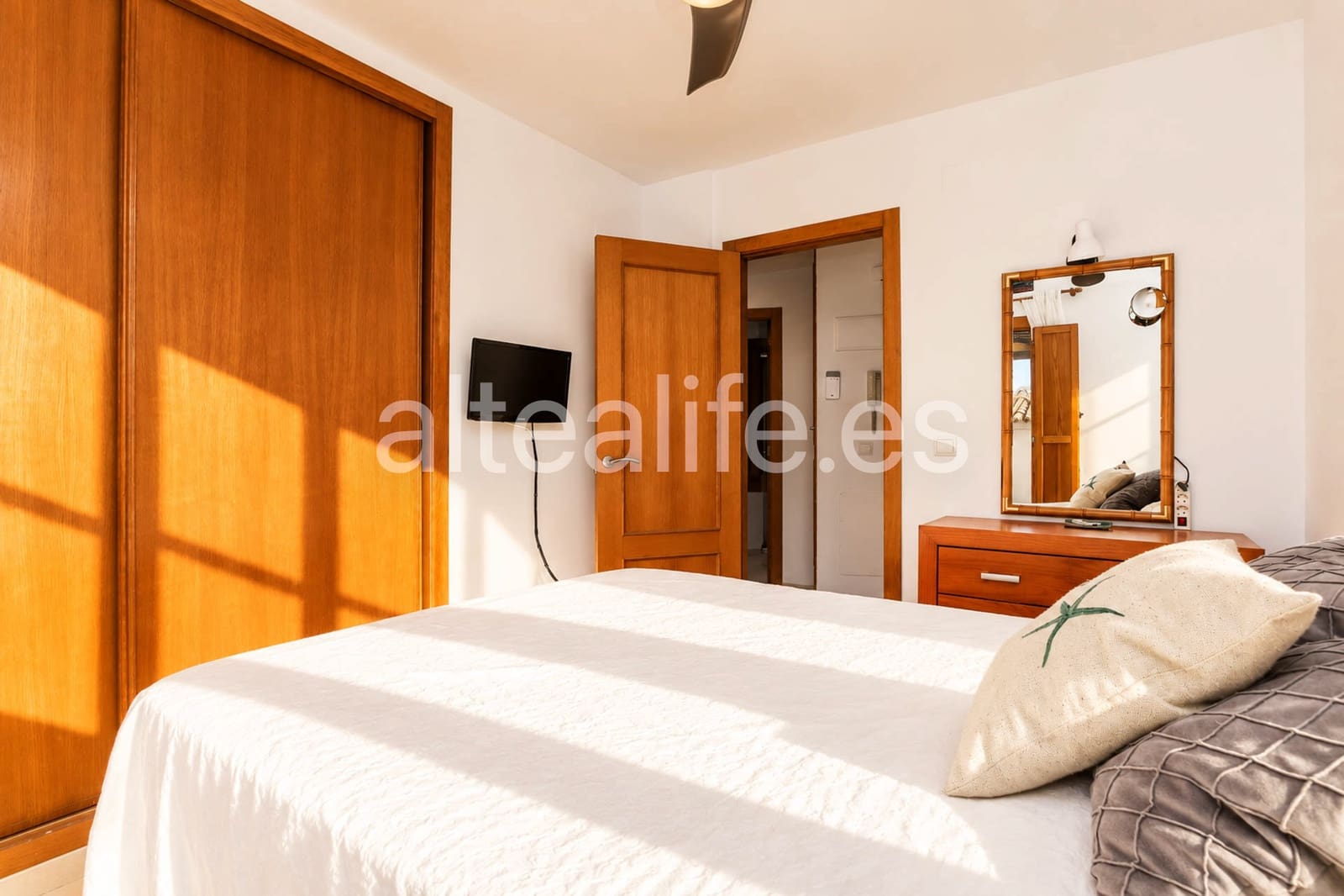 Apartment for sale in Altea - € 248,000 (Ref: 10045956)