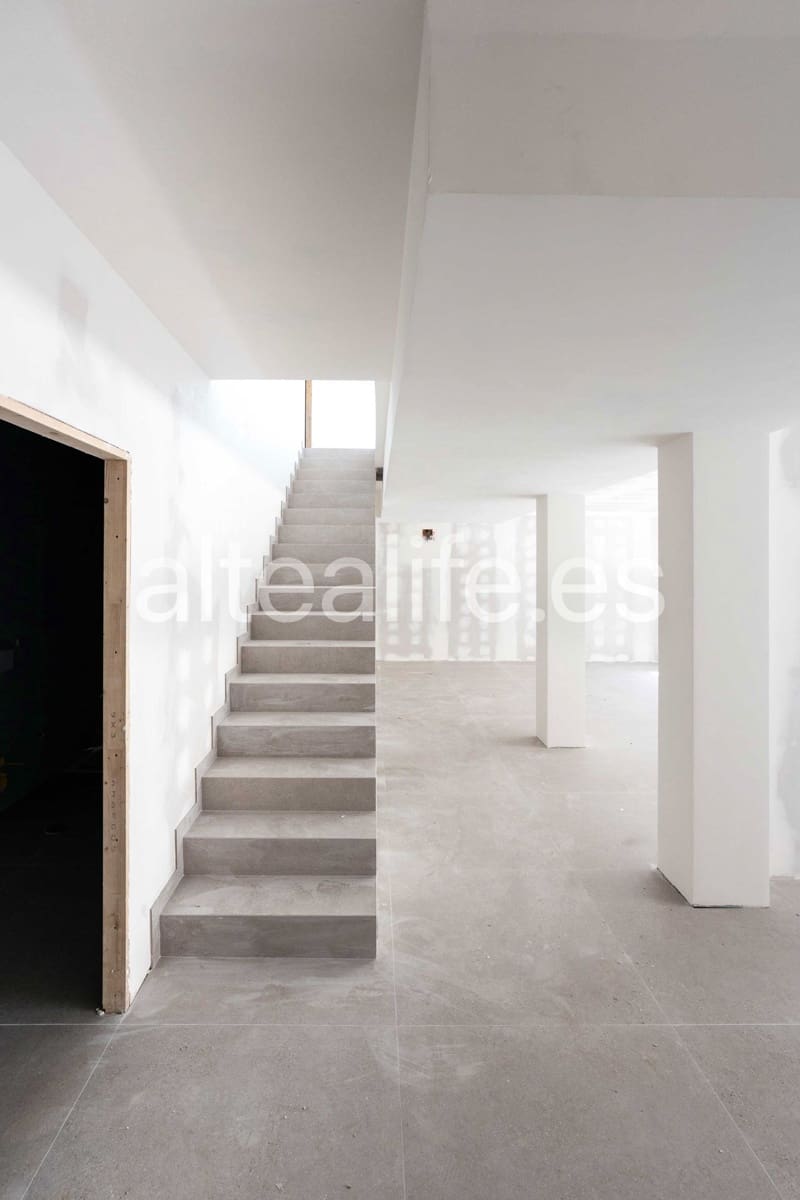 4 soverom Villa til salgs i La Nucia med svømmebasseng garasje - € 750 000 (Ref: 10093927)