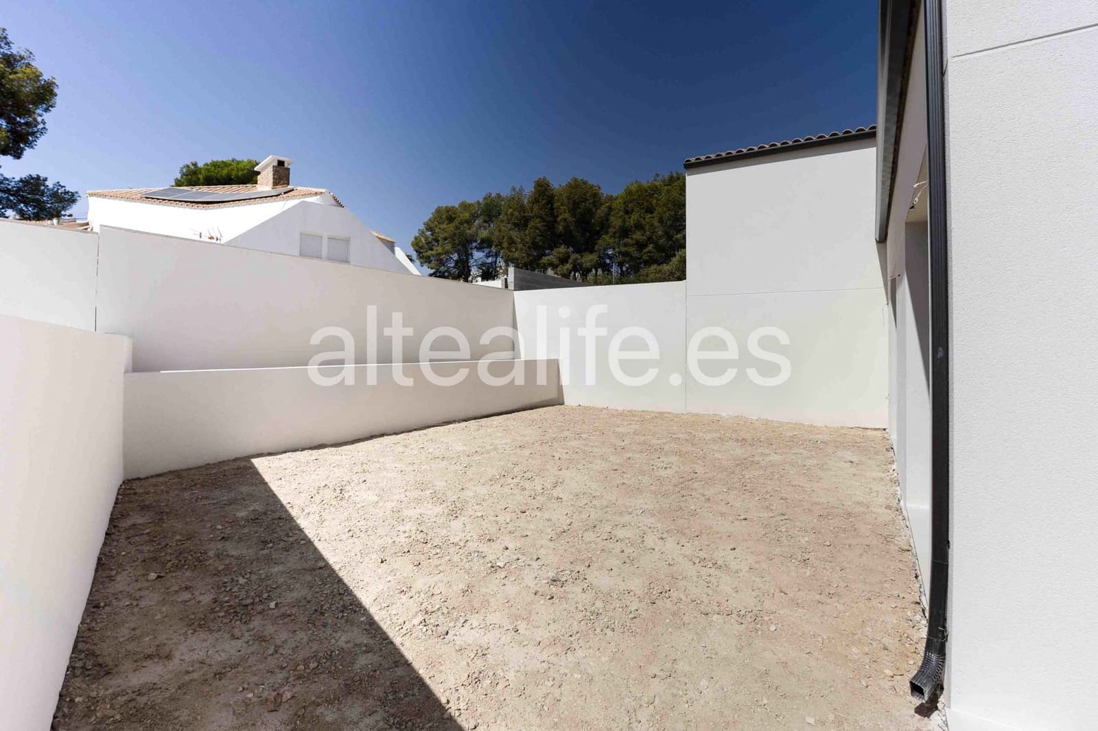 4 soverom Villa til salgs i La Nucia med svømmebasseng garasje - € 750 000 (Ref: 10093927)