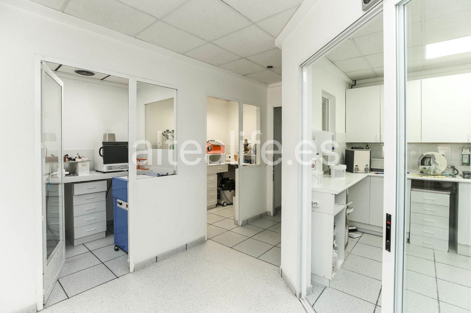 8 bedroom Commercial for sale in Altea - € 970,000 (Ref: 10100737)