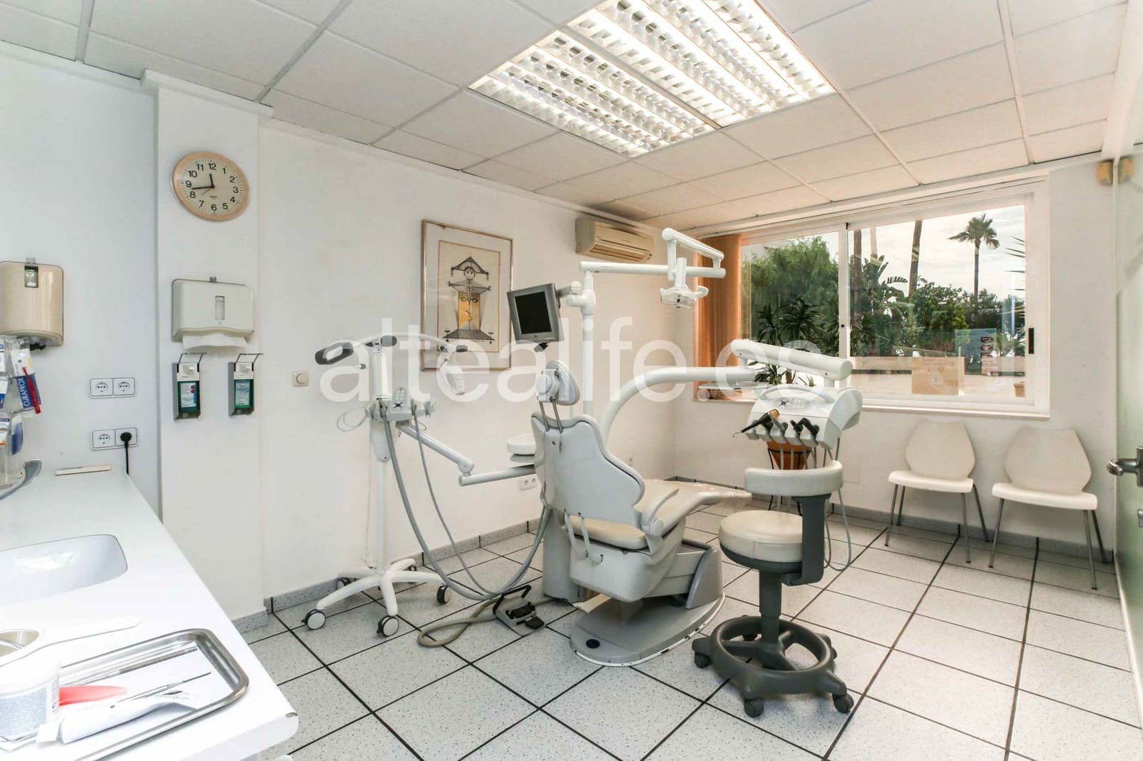 8 bedroom Commercial for sale in Altea - € 970,000 (Ref: 10100737)