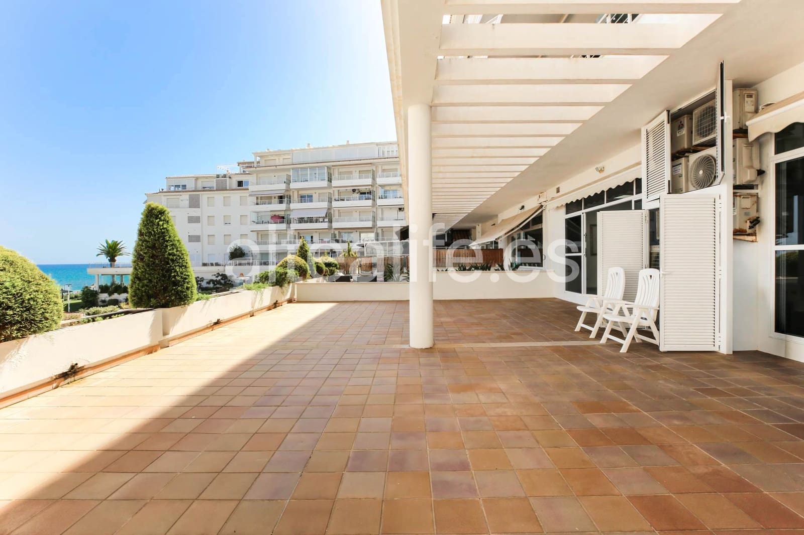 8 bedroom Commercial for sale in Altea - € 970,000 (Ref: 10100737)