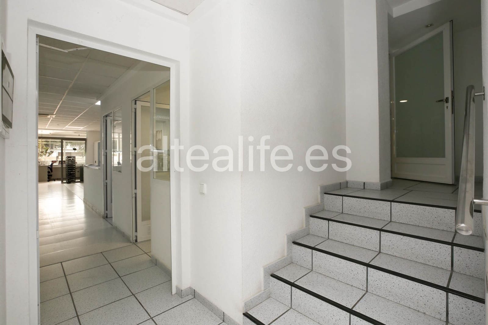 8 bedroom Commercial for sale in Altea - € 970,000 (Ref: 10100737)