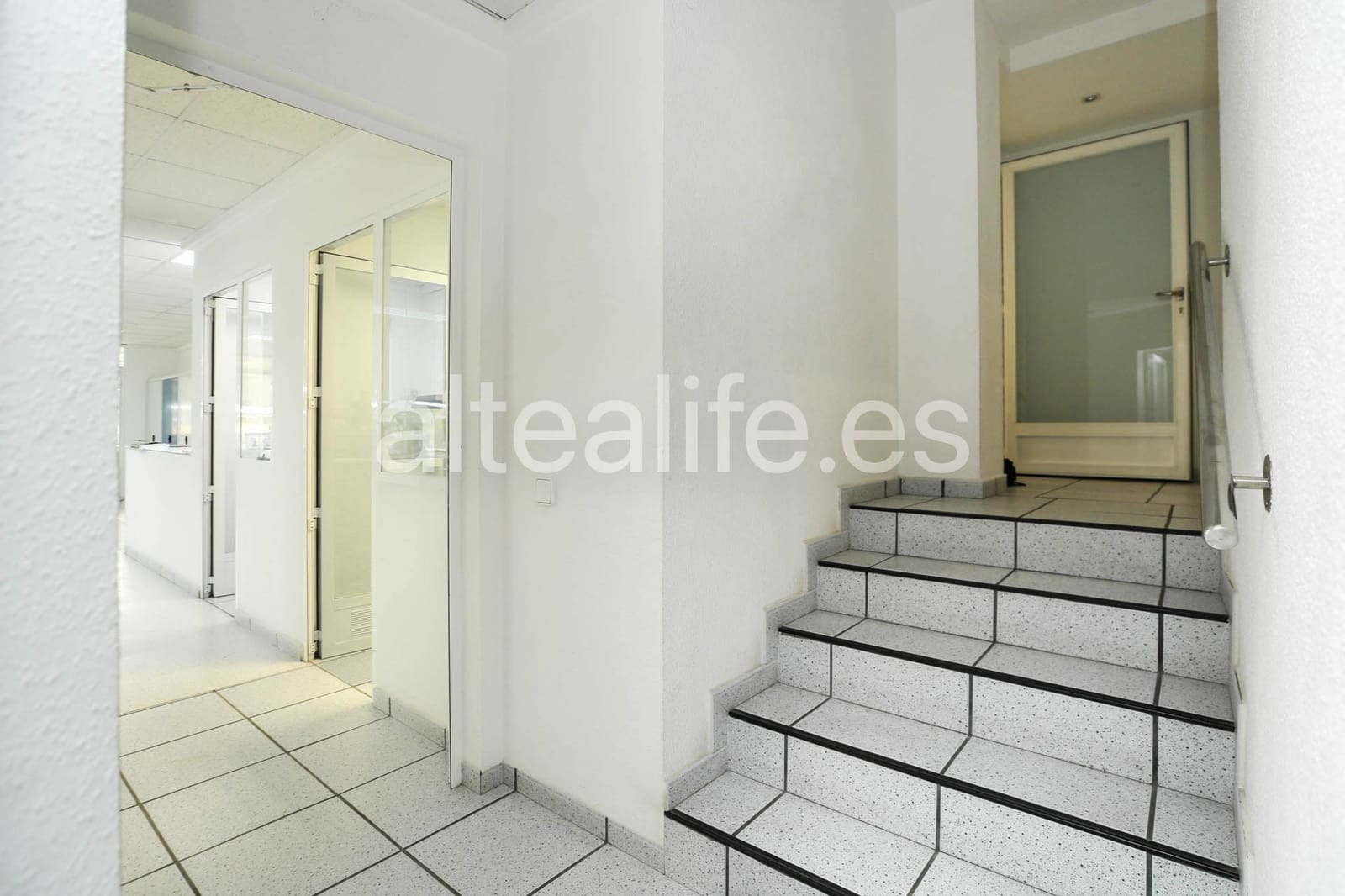 8 bedroom Commercial for sale in Altea - € 970,000 (Ref: 10100737)