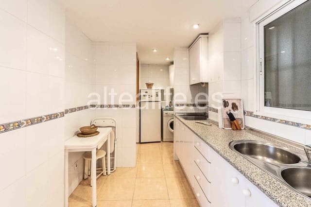 Apartamento de 3 habitaciones en Altea en venta - 245.000 € (Ref: 10136487)