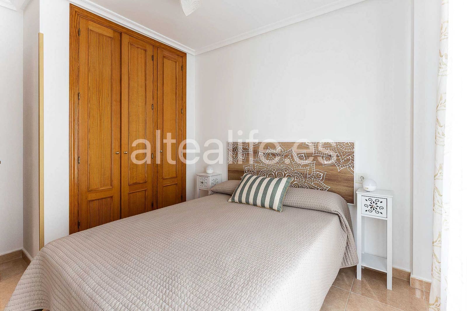 Apartamento de 3 habitaciones en Altea en venta - 245.000 € (Ref: 10136487)