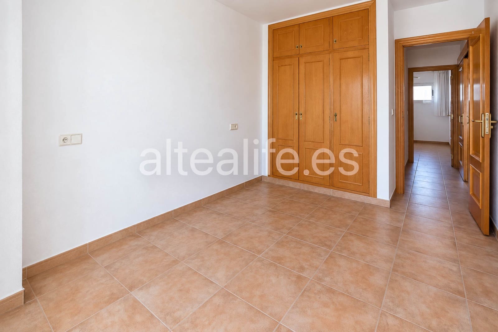 3 bedroom Apartment for rent in Altea with pool garage - € 1,200 (Ref: 10139949)