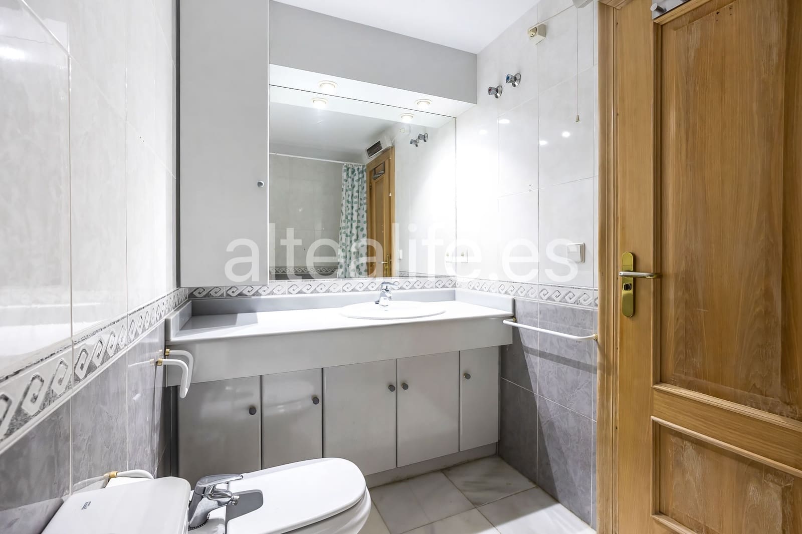 3 bedroom Apartment for rent in Altea with pool garage - € 1,200 (Ref: 10139949)