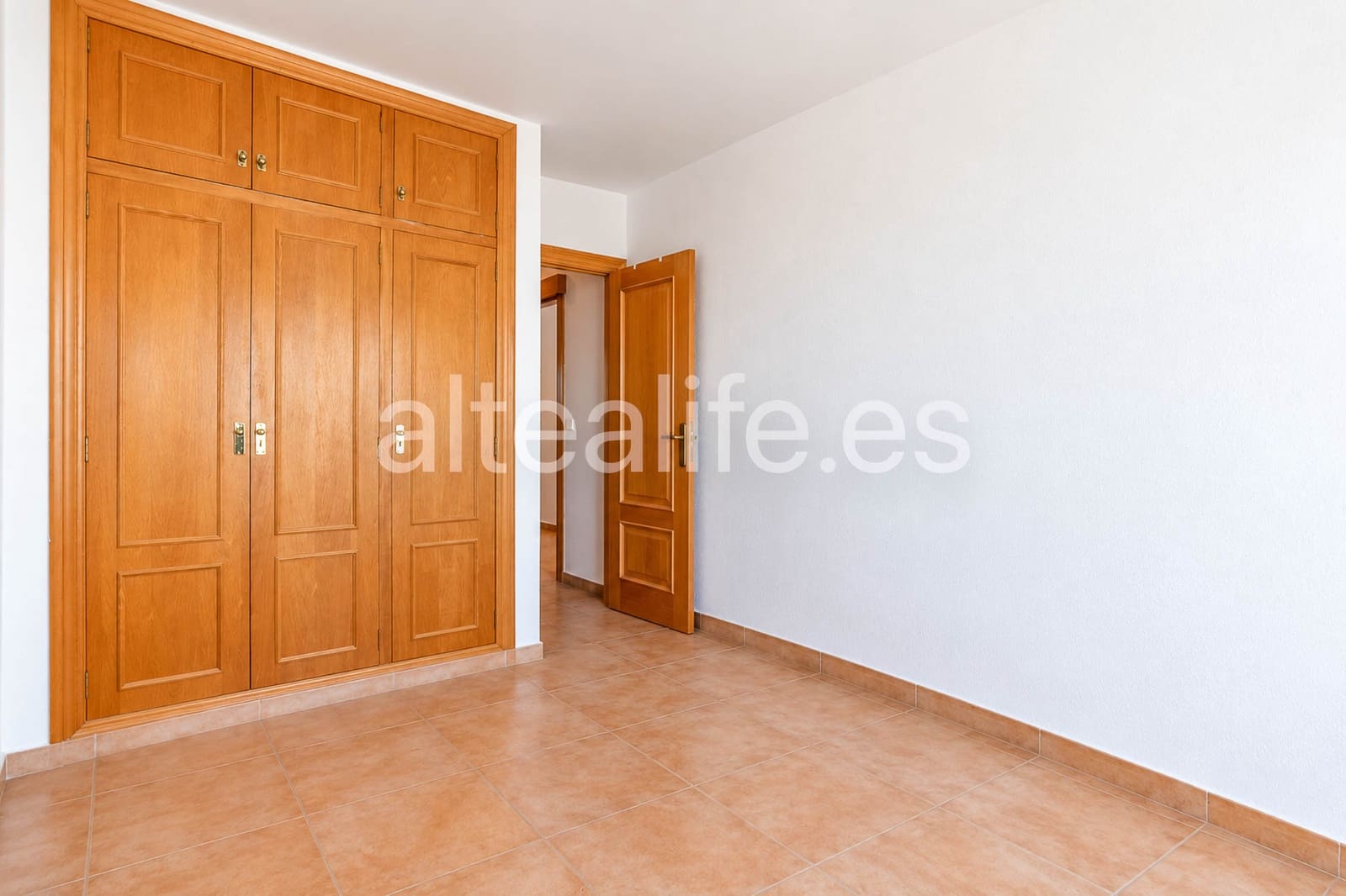 3 bedroom Apartment for rent in Altea with pool garage - € 1,200 (Ref: 10139949)