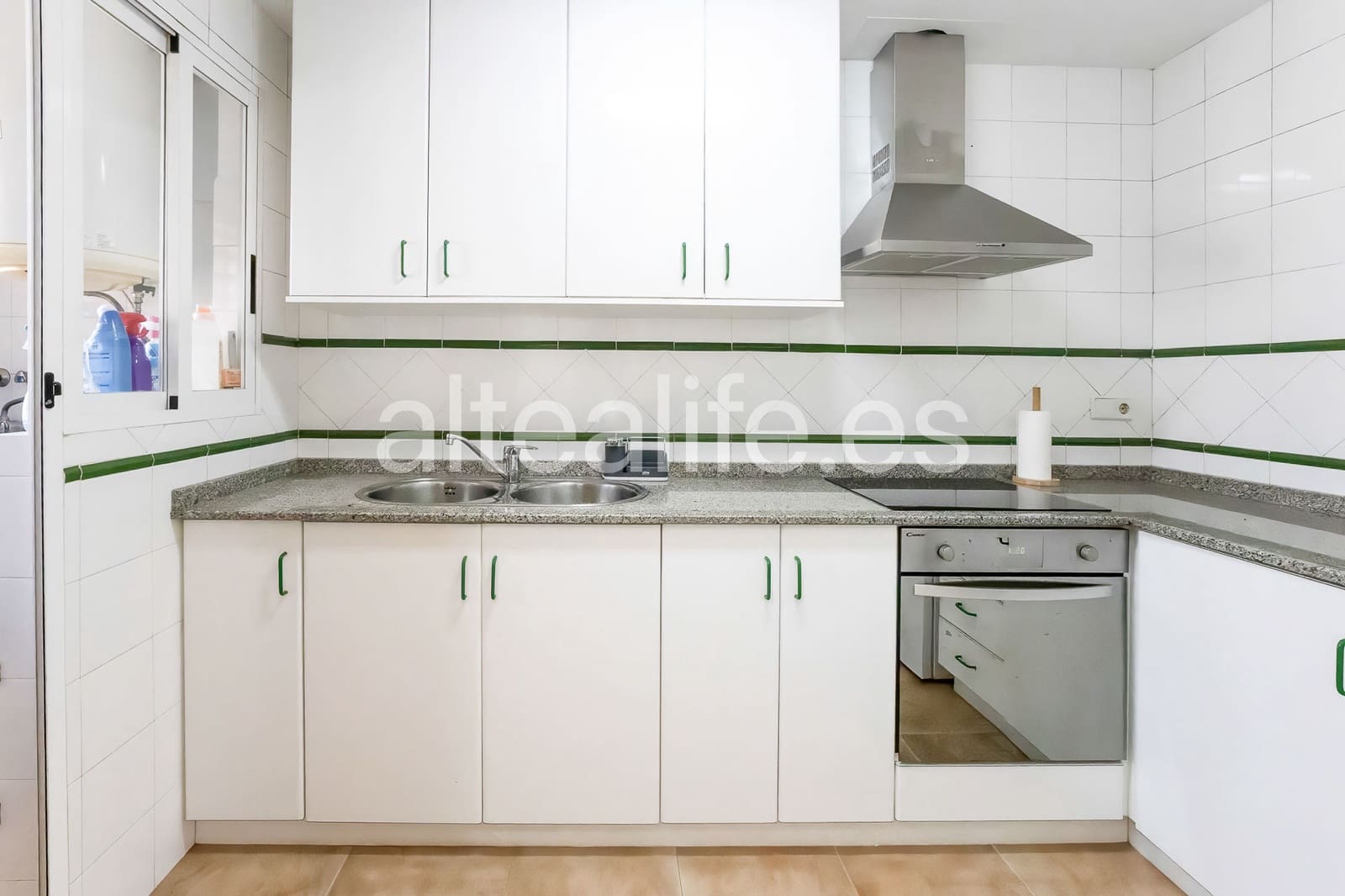 3 bedroom Apartment for rent in Altea with pool garage - € 1,200 (Ref: 10139949)