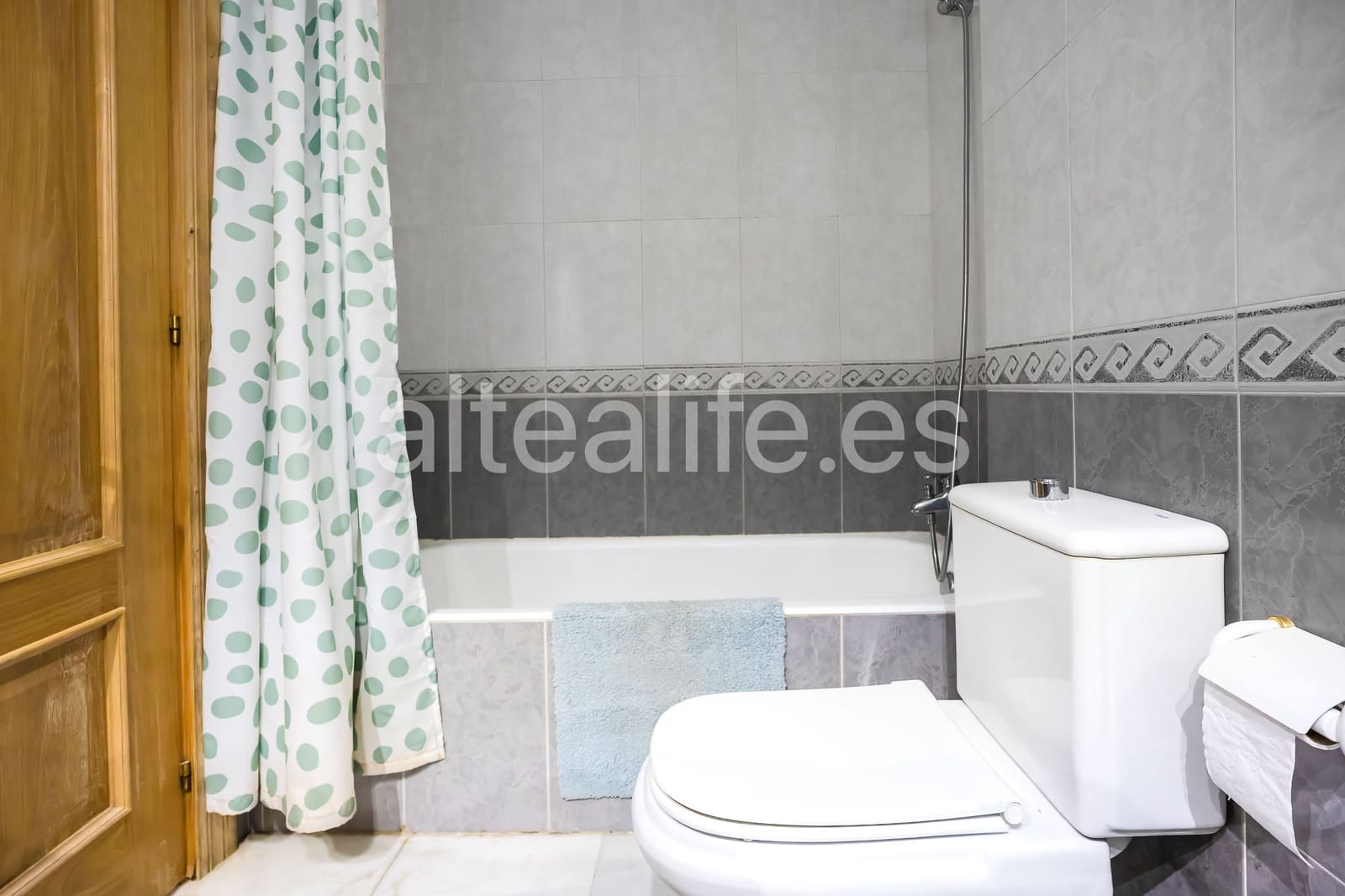 3 bedroom Apartment for rent in Altea with pool garage - € 1,200 (Ref: 10139949)