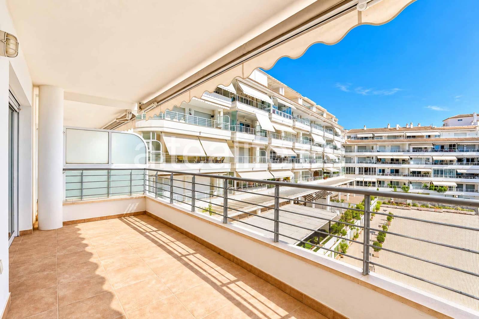 3 bedroom Apartment for rent in Altea with pool garage - € 1,200 (Ref: 10139949)