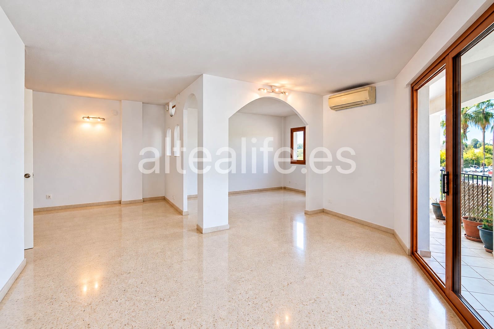 Apartamento de 2 habitaciones en Altea en venta con garaje - 305.000 € (Ref: 10158361)