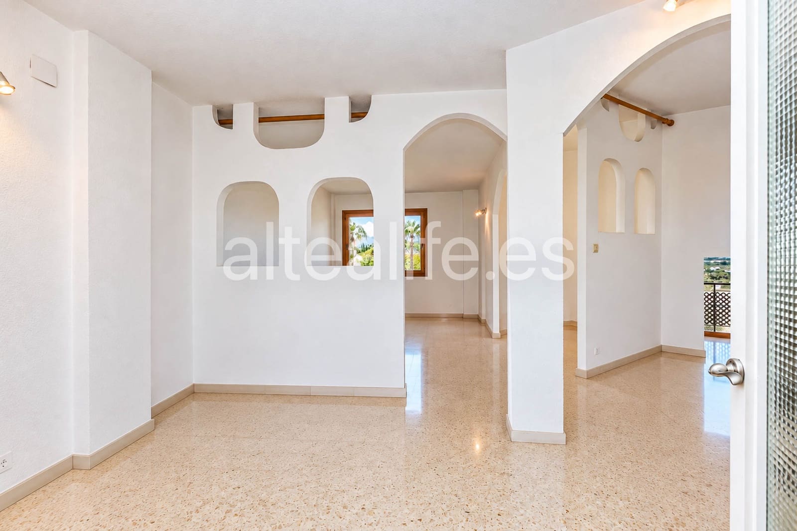 Apartamento de 2 habitaciones en Altea en venta con garaje - 305.000 € (Ref: 10158361)