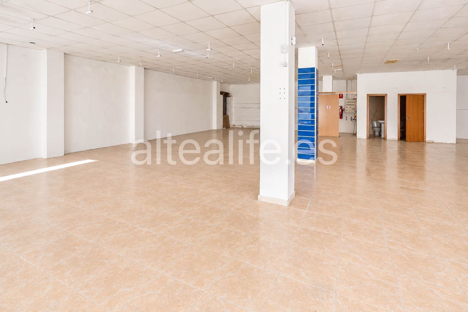 1 Zimmer Gewerbe zu vermieten in Altea - 1.600 € (Ref: 10160599)