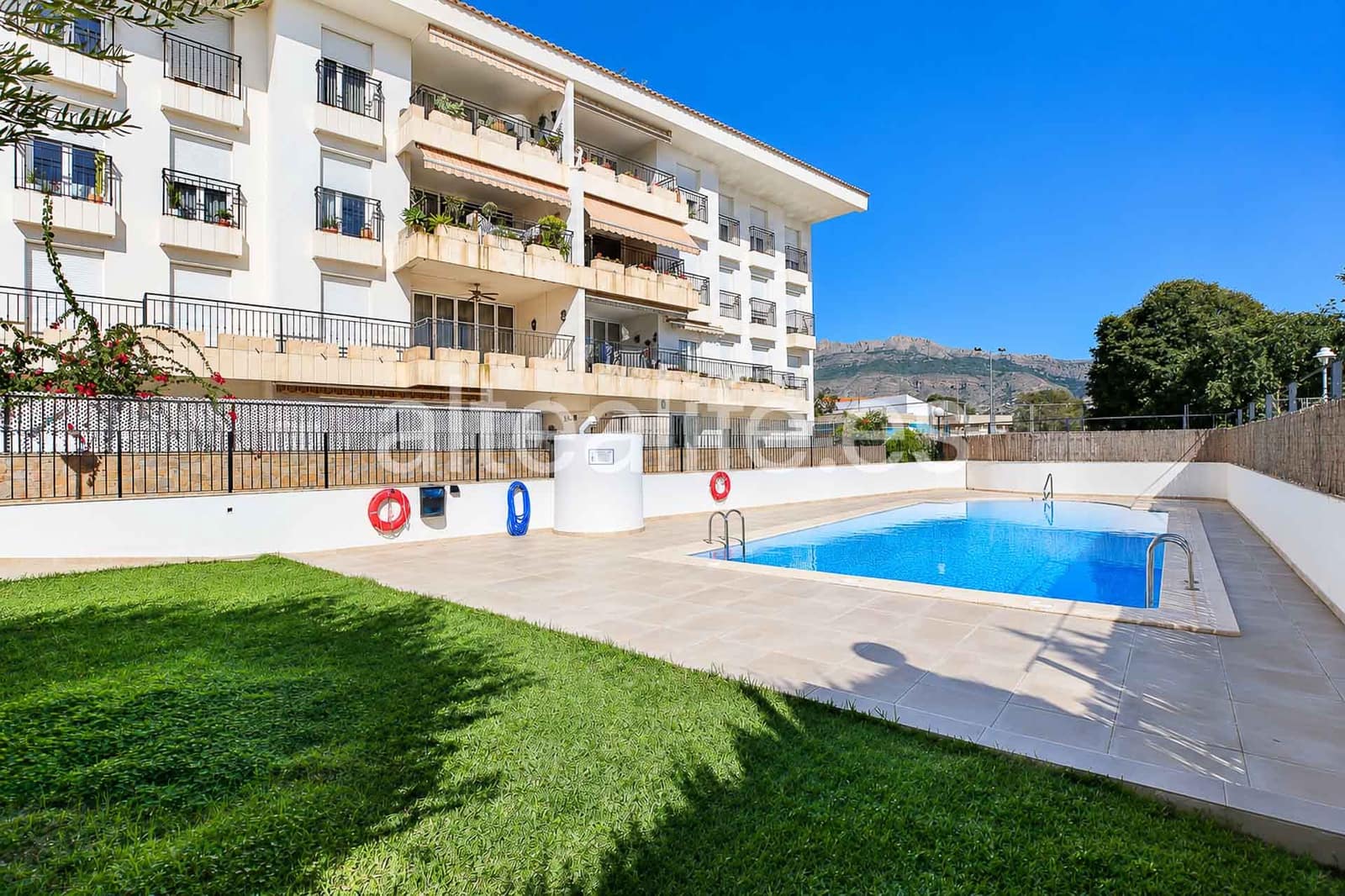 3 soveværelse Lejlighed til salg i Altea med swimmingpool garage - € 390.000 (Ref: 10172290)