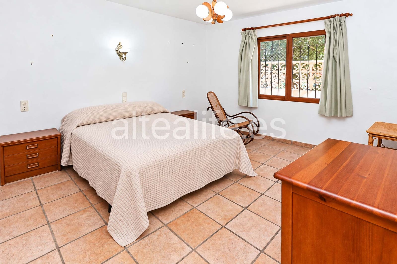 5 quarto Casa em Banda para venda em Altea com garagem - 395 000 € (Ref: 10181602)