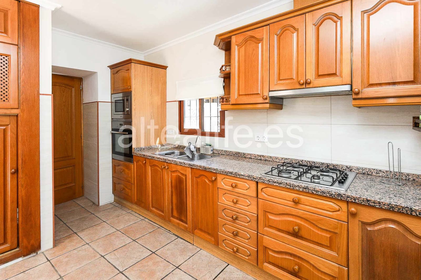 5 quarto Casa em Banda para venda em Altea com garagem - 395 000 € (Ref: 10181602)