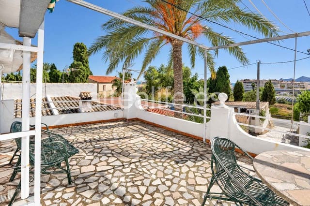 5 quarto Casa em Banda para venda em Altea com garagem - 395 000 € (Ref: 10181602)