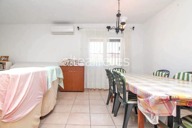 3 Zimmer Villa zu verkaufen in Altea mit Pool - 418.000 € (Ref: 6968028)