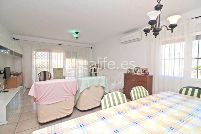 3 Zimmer Villa zu verkaufen in Altea mit Pool - 418.000 € (Ref: 6968028)