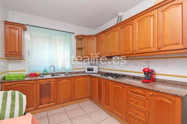 3 Zimmer Villa zu verkaufen in Altea mit Pool - 418.000 € (Ref: 6968028)