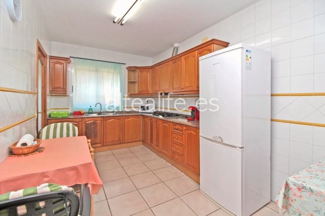 3 Zimmer Villa zu verkaufen in Altea mit Pool - 418.000 € (Ref: 6968028)