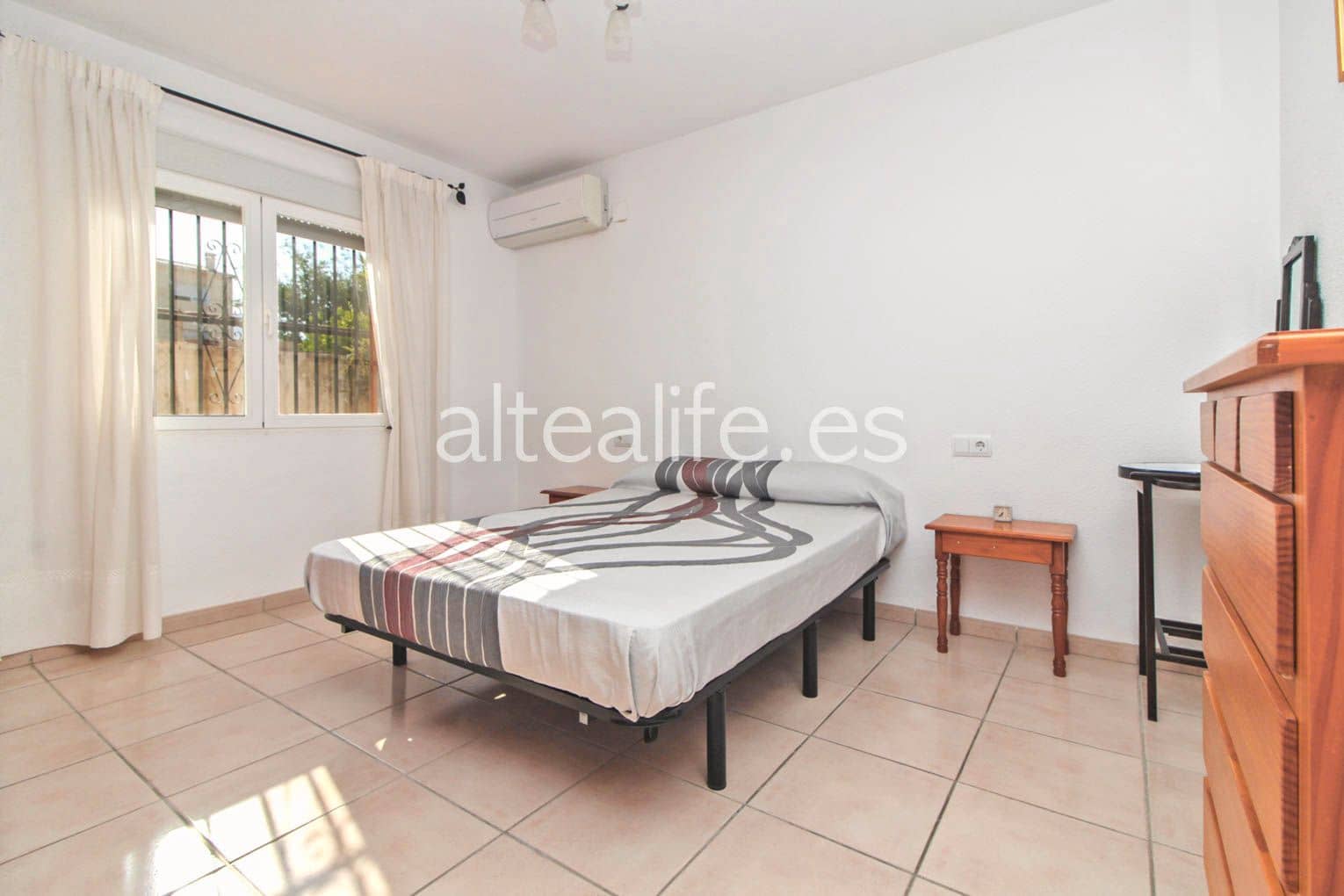 3 Zimmer Villa zu verkaufen in Altea mit Pool - 418.000 € (Ref: 6968028)