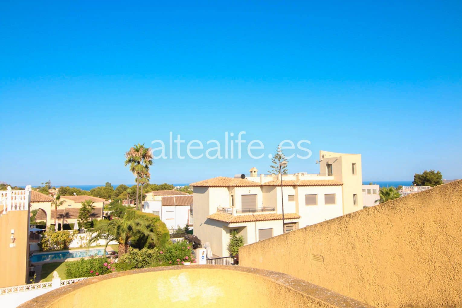 3 Zimmer Villa zu verkaufen in Altea mit Pool - 418.000 € (Ref: 6968028)