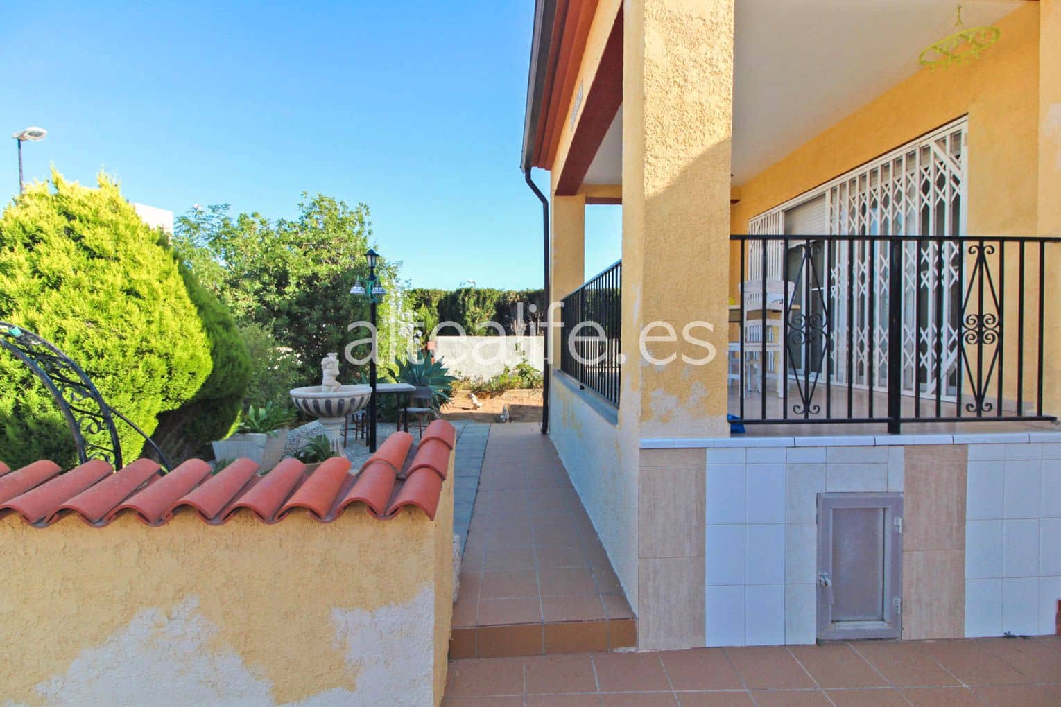 3 Zimmer Villa zu verkaufen in Altea mit Pool - 418.000 € (Ref: 6968028)