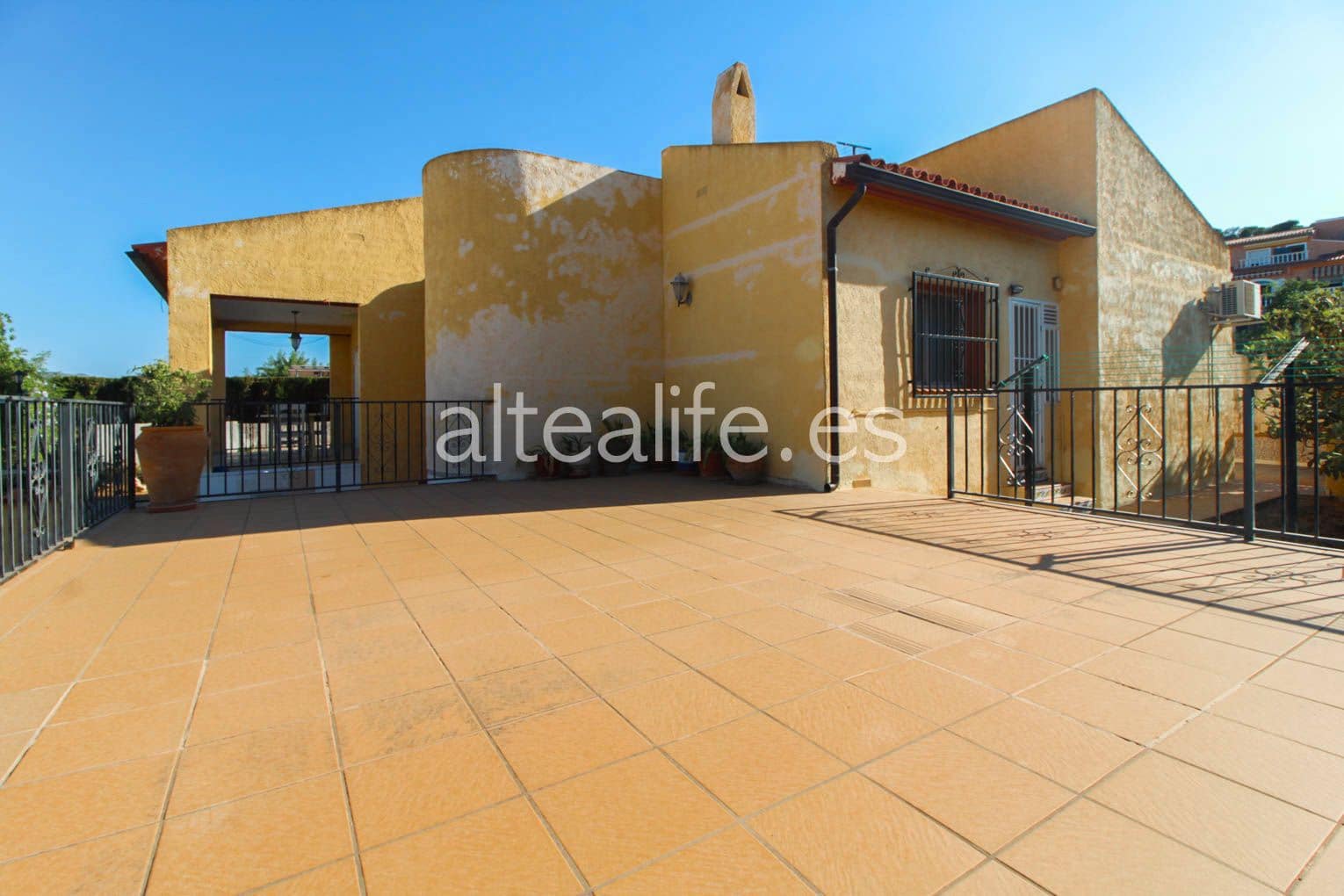 3 Zimmer Villa zu verkaufen in Altea mit Pool - 418.000 € (Ref: 6968028)