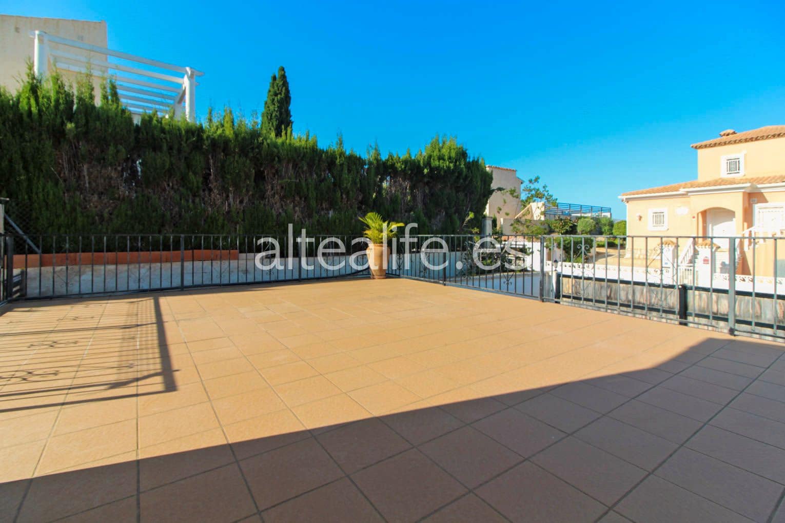 3 Zimmer Villa zu verkaufen in Altea mit Pool - 418.000 € (Ref: 6968028)